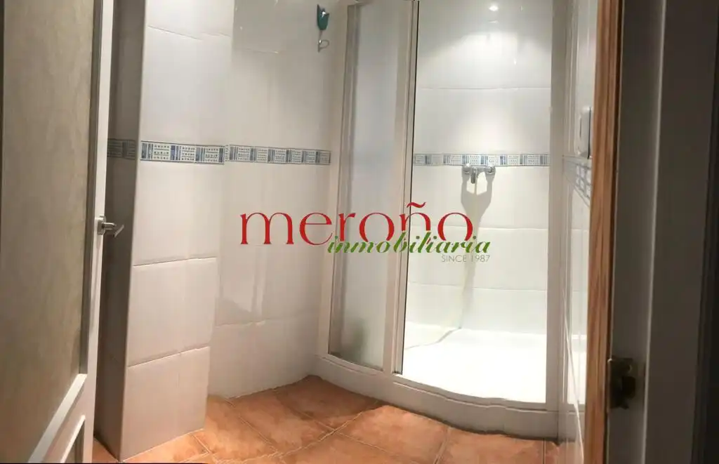 Bany de Local en venda en Elche / Elx amb Aire condicionat