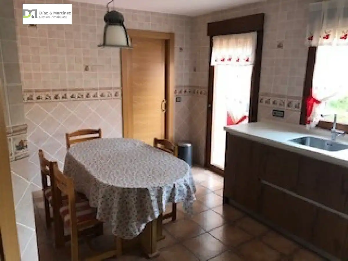 Casa amb jardí en venda a Cuadros, imagen 11