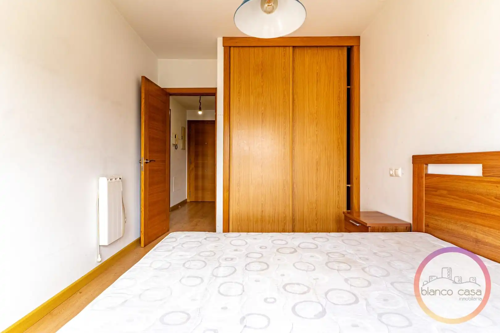 Habitación de Piso en venta en Carballo con Calefacción, Amueblado y Balcón