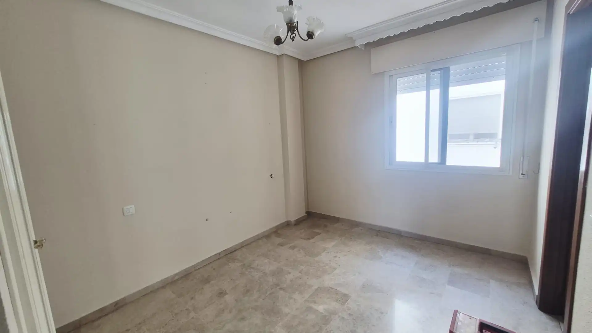 Habitación de Piso en venta en Algeciras con Alarma
