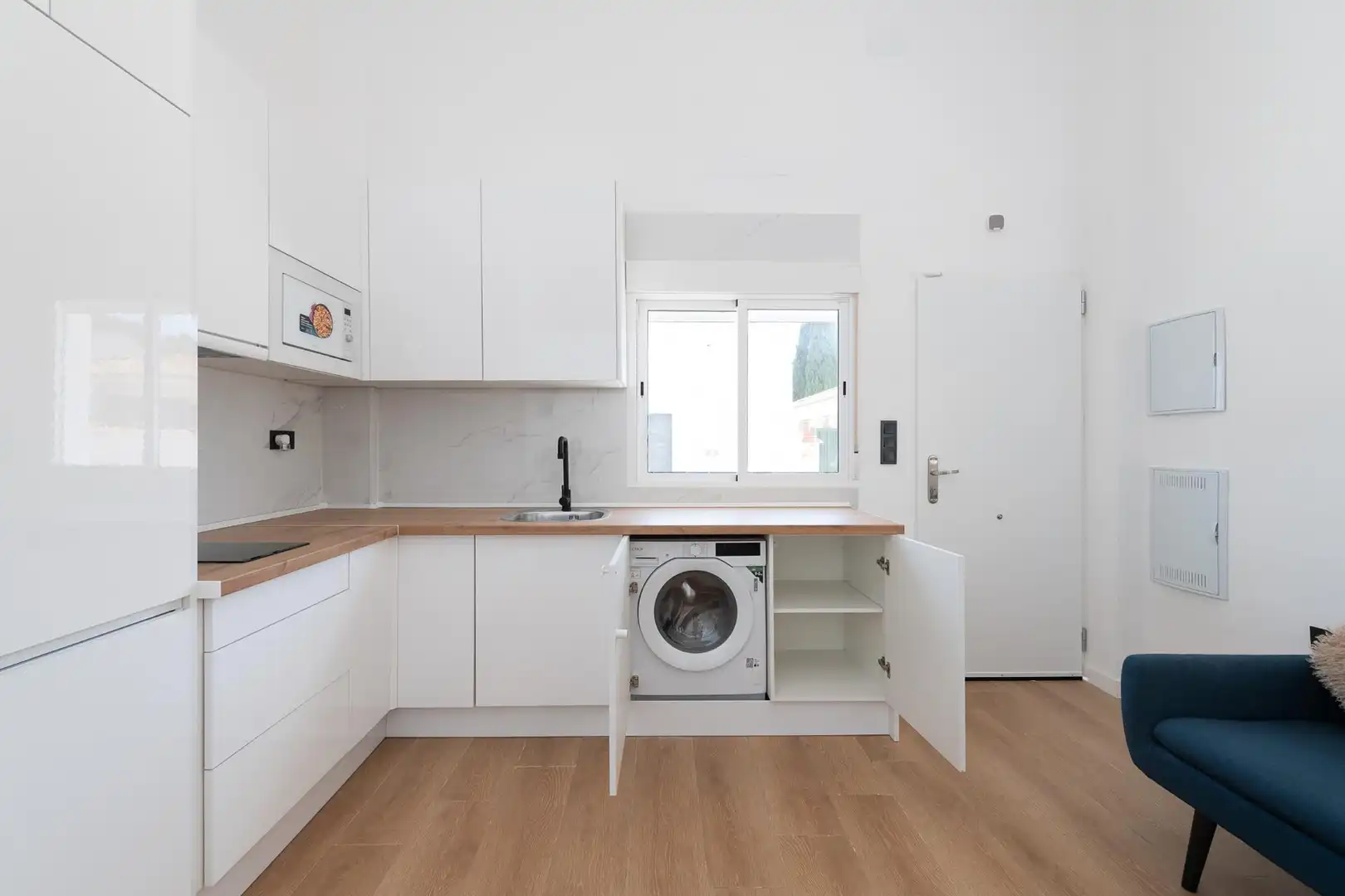 Kitchen of Flat for sale in Málaga  with Furnished