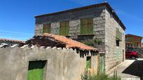 Außenansicht von Country house zum verkauf in Gallegos de Altamiros