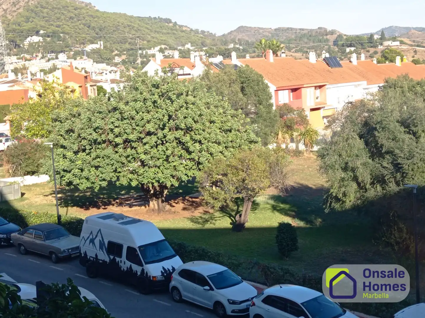 Vista exterior de Piso en venta en Marbella con Aire acondicionado, Jardín privado y Terraza
