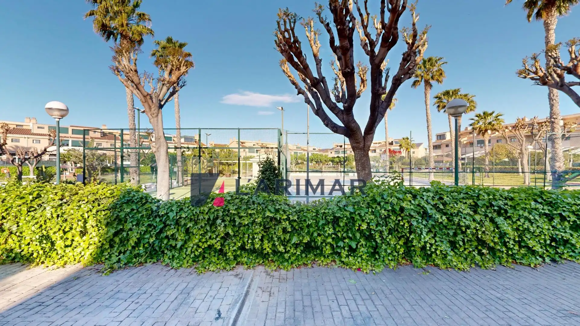 Exterior view of Detached homes for sale in Alicante / Alacant  with Air Conditioner, Private garden and Terrace