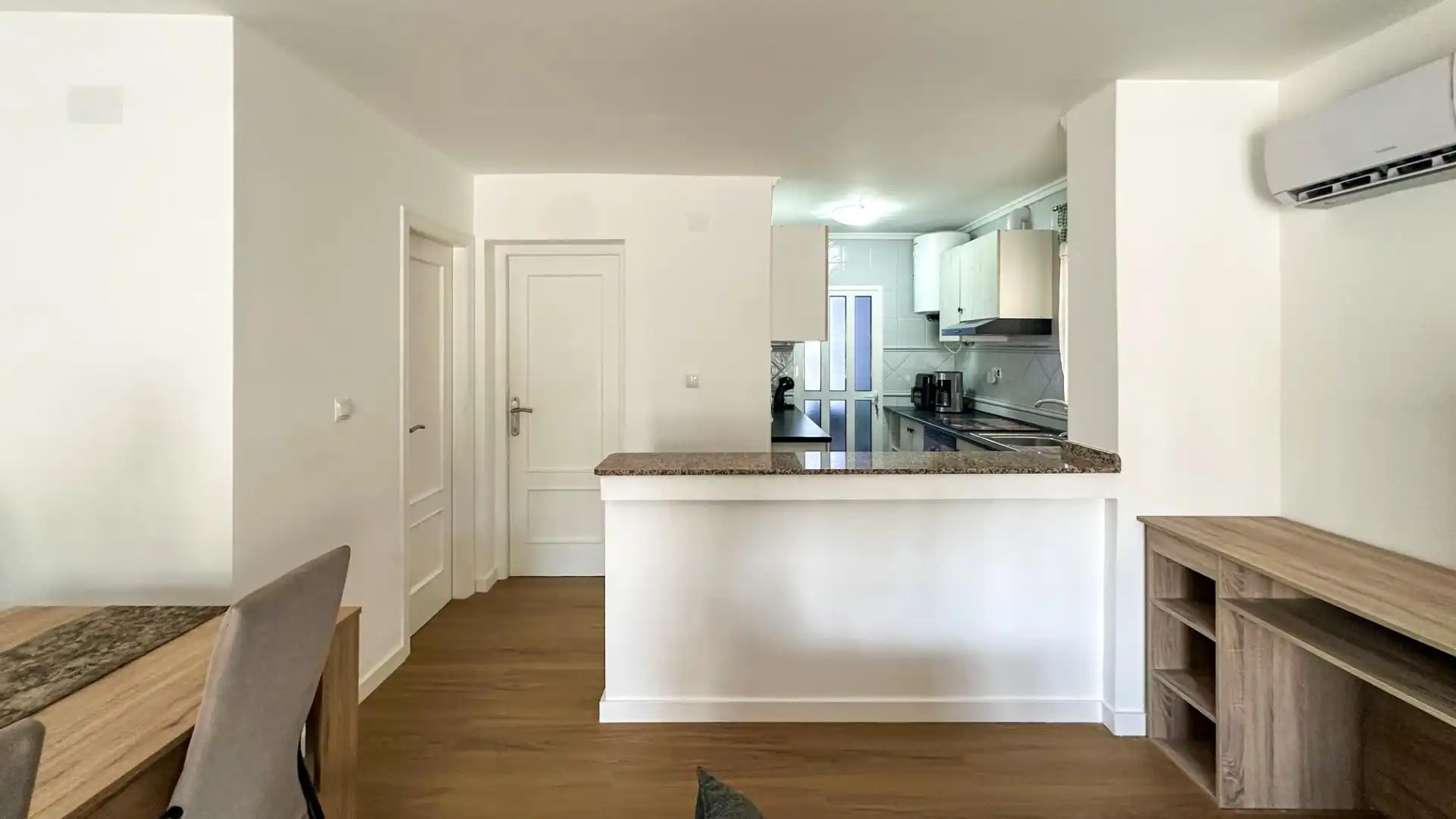 Cocina de Dúplex en venta en San Miguel de Salinas