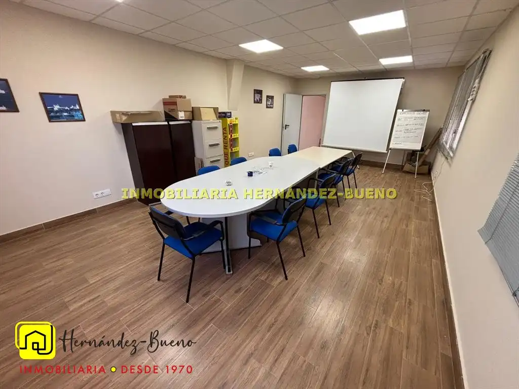 Fabrikhallen zum Verkauf in Calvarrasa de Abajo, Salamanca