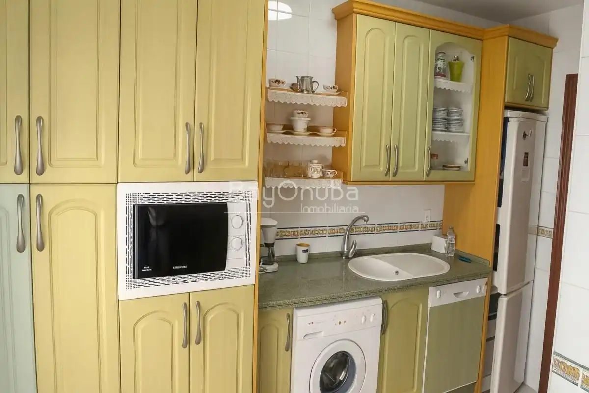 Kitchen of Flat for sale in Huelva