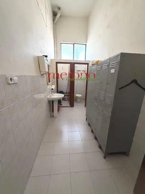 Bany de Nau industrial de lloguer en Elche ciudad
