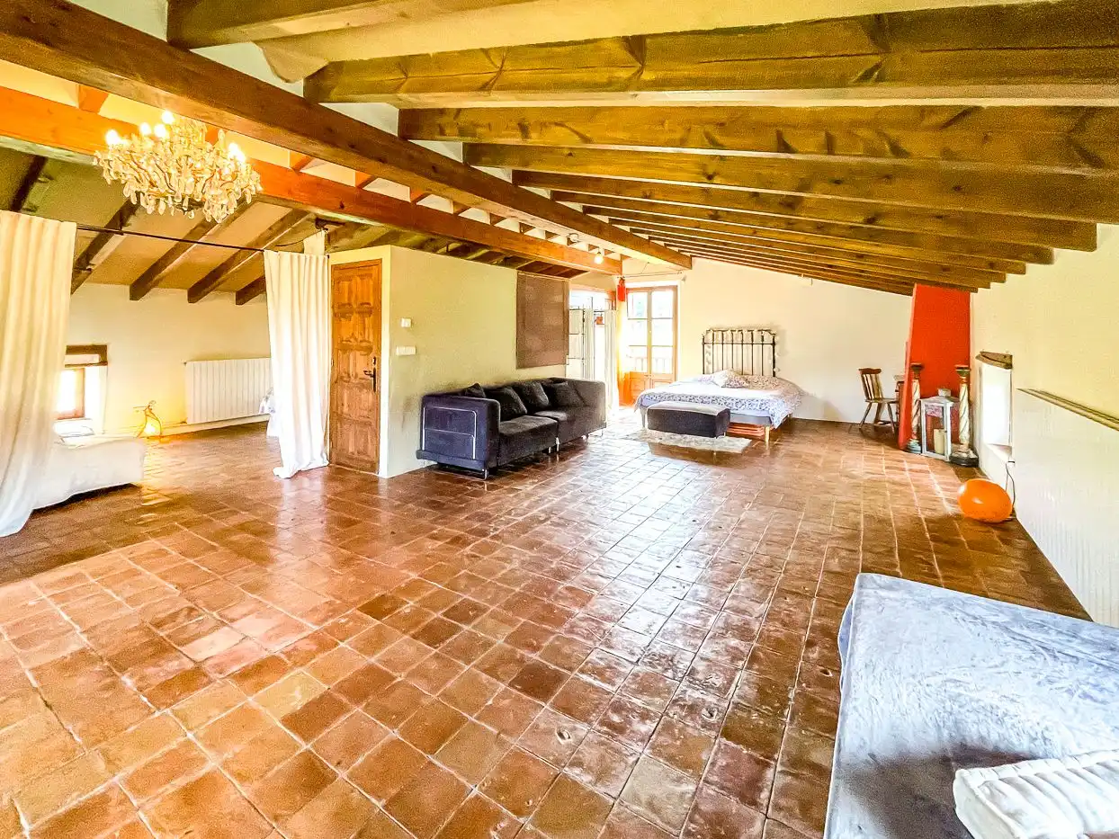 Sala de estar de Finca rústica en venta en Rupit i Pruit con Jardín privado