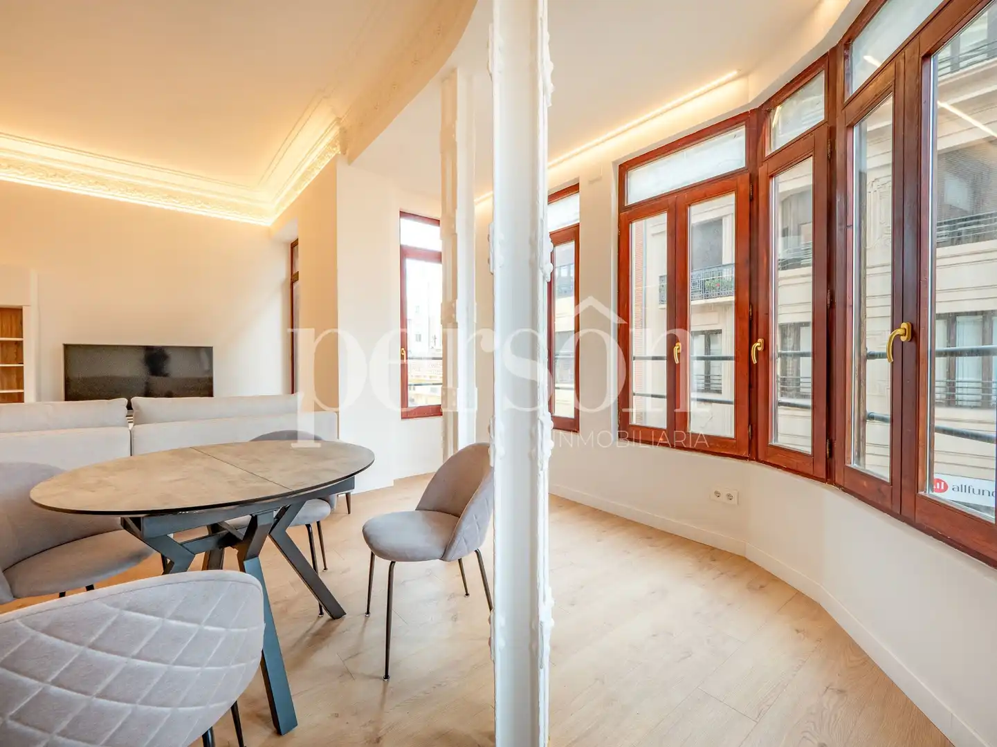 Living room of Flat for rent in Valencia  with Air Conditioner, Furnished and Balcony