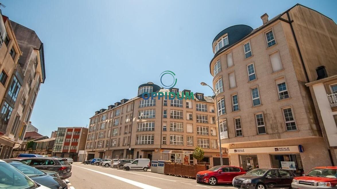 Exterior view of Garage to rent in Cee