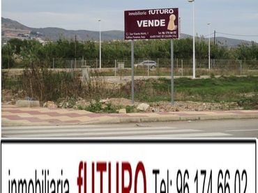 Terreny residencial en venda a El Marenyet
