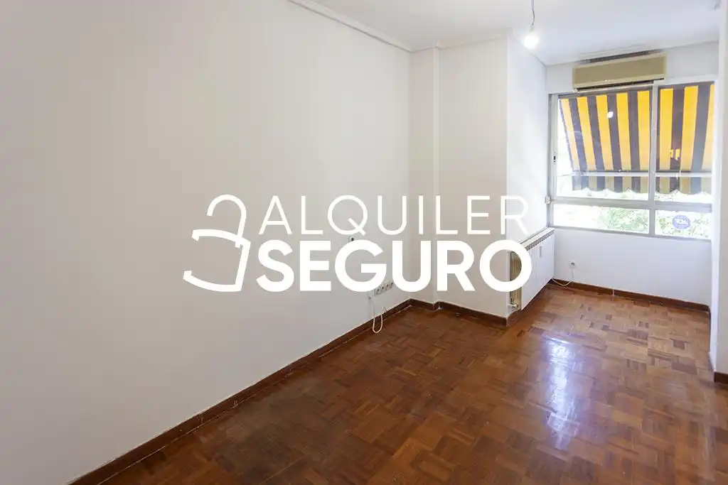 Flat with lift to rent in Menendez Pidal, imagen 23