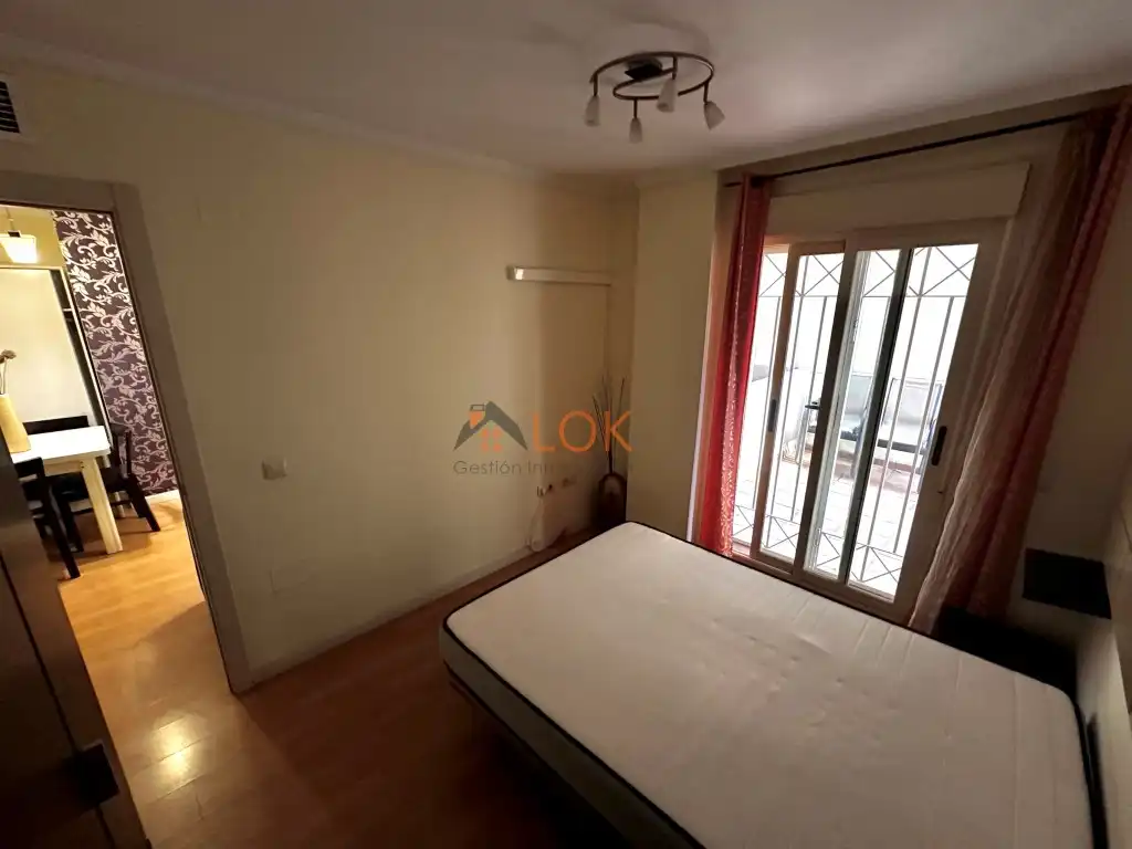 Bedroom of Flat for sale in Málaga