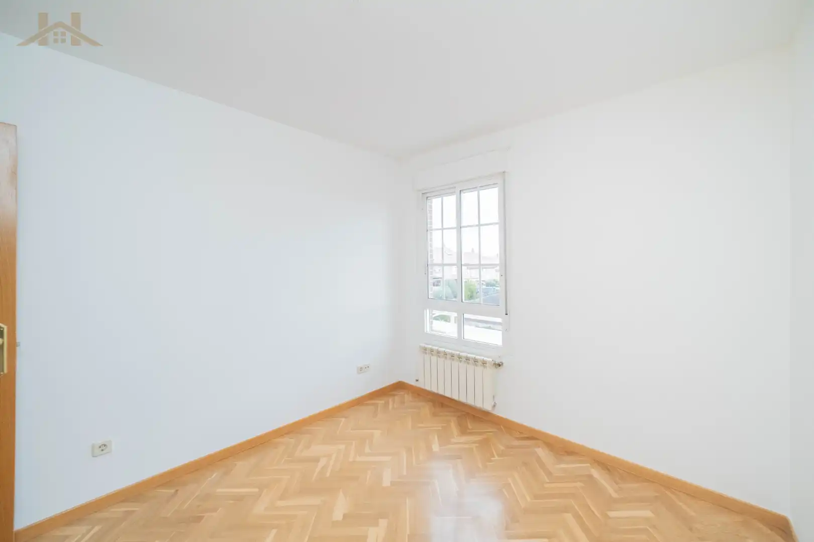 Habitación de Casa o chalet en venta en Arroyomolinos (Madrid) con Calefacción, Jardín privado y Parquet