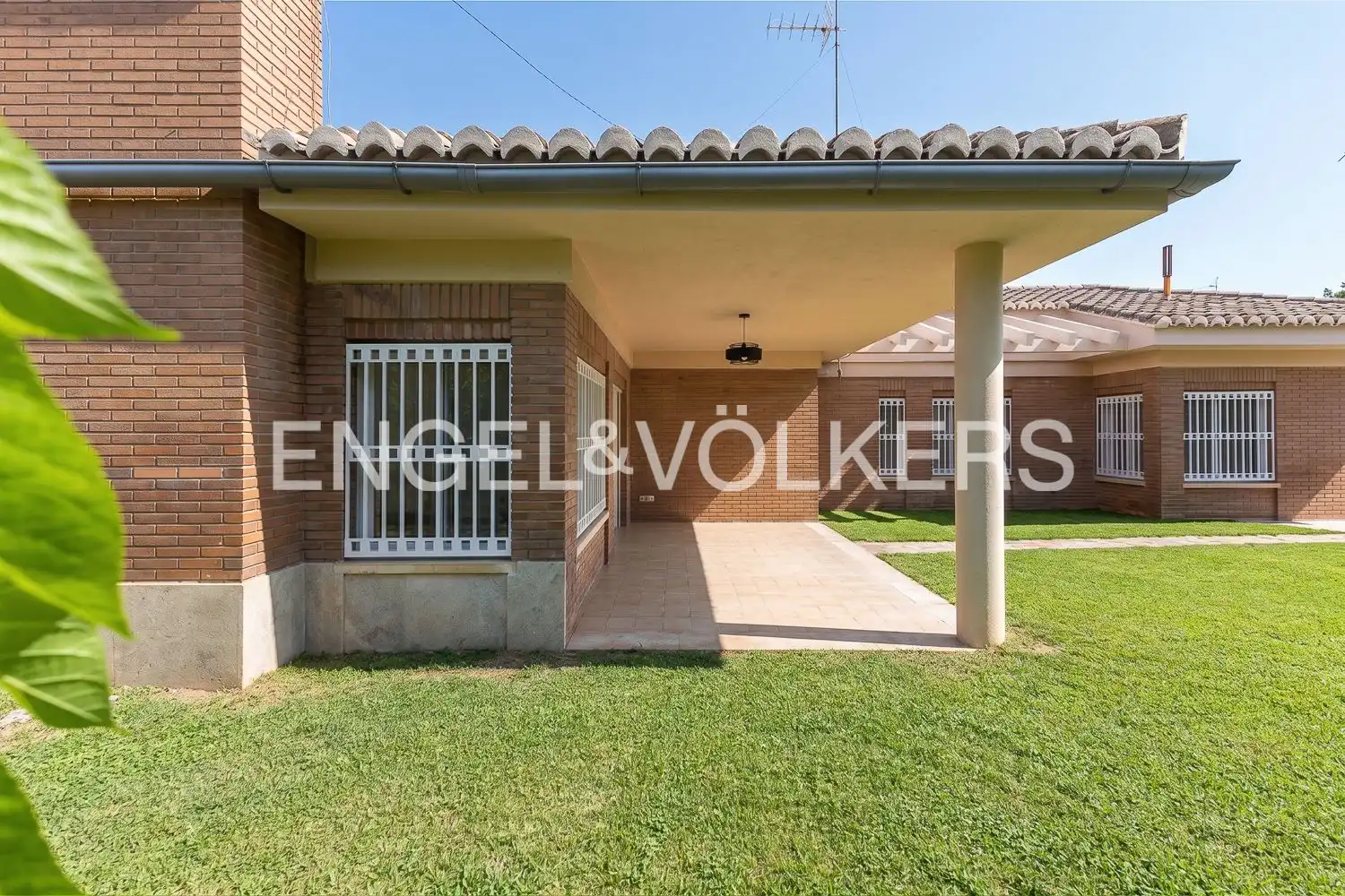 Exterior view of Houses for rent in Rocafort  with Air Conditioner, Heating and Private garden