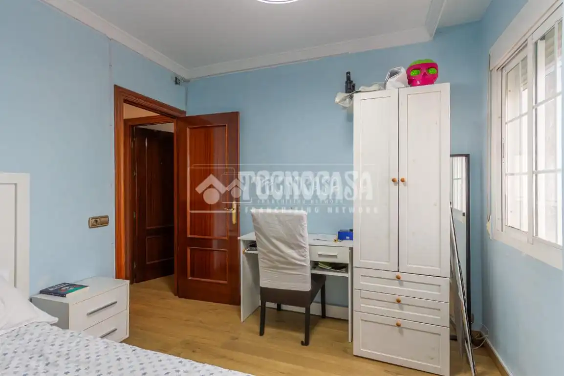 Habitación de Piso en venta en Vélez-Málaga con Aire acondicionado, Calefacción y Balcón