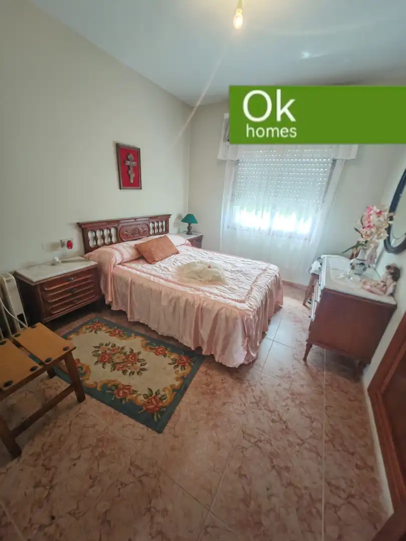 Bedroom of Houses for sale in Coirós  with Heating, Private garden and Terrace