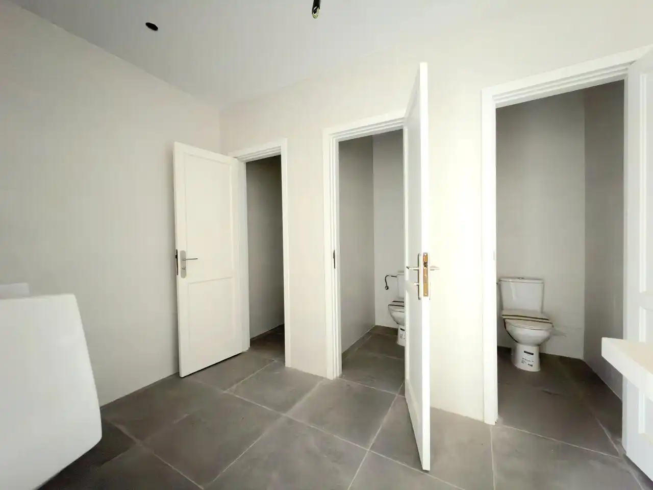 Badezimmer von Geschaftsraum zur Miete in San Antonio - Las Arenas
