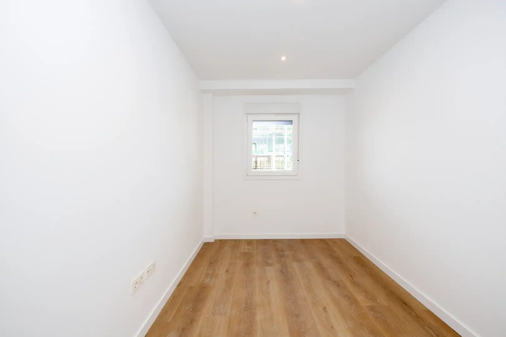 Flat for rent in Granada  with Air Conditioner, Heating and Terrace