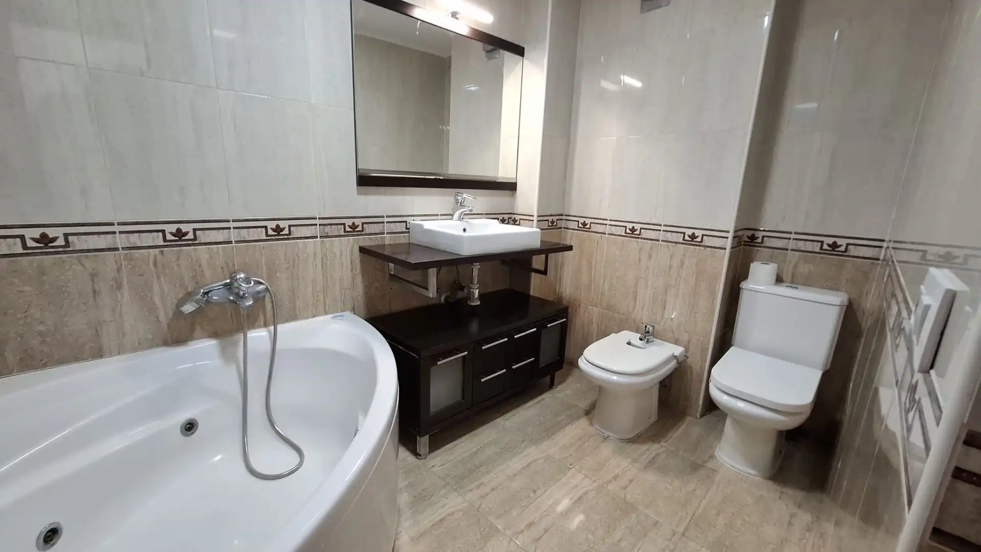 Baño de Dúplex en venta en Vallirana con Aire acondicionado, Calefacción y Terraza