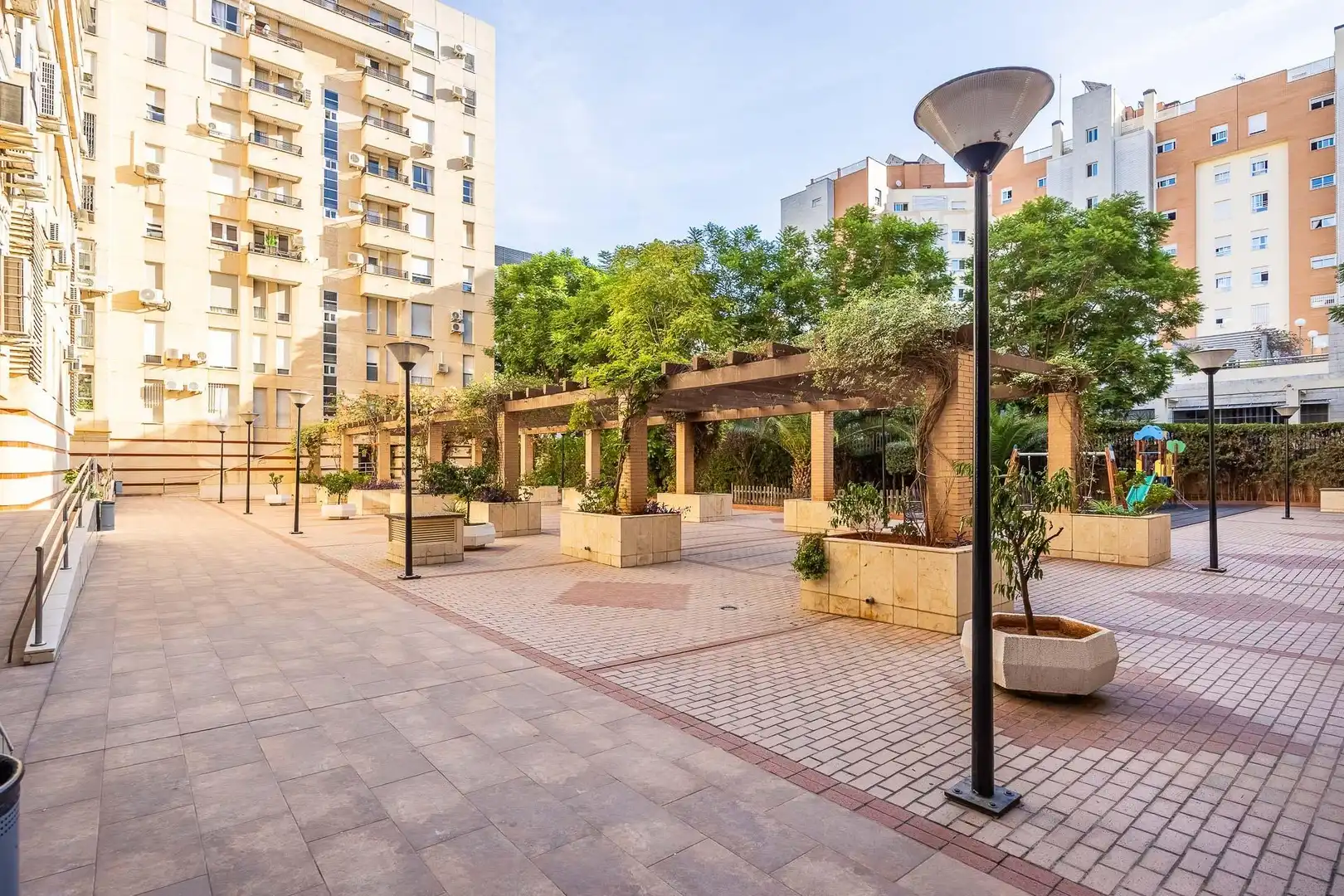 Flat for sale in Sevilla, Sevilla