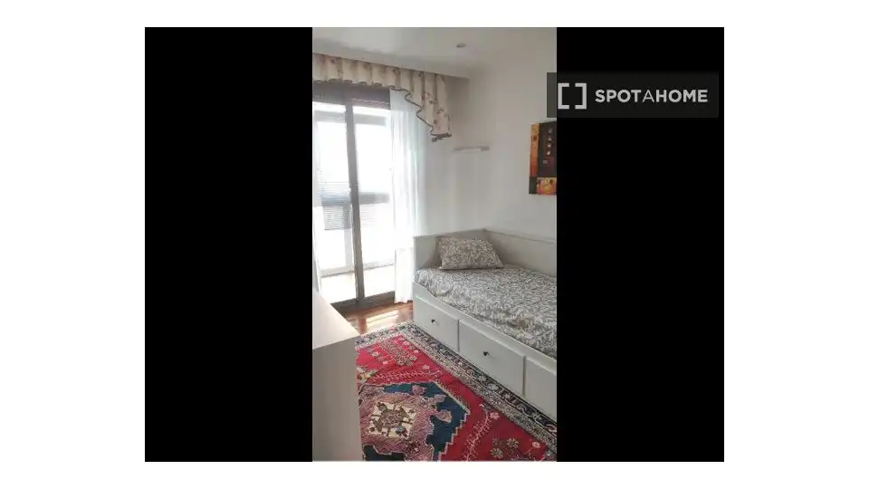 Room in Sondika