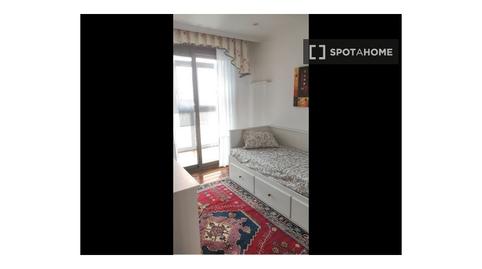 Photo 5 of Apartment to share in Sondika, Bizkaia