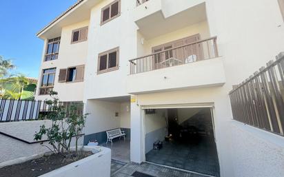 Exterior view of Single-family semi-detached for sale in  Santa Cruz de Tenerife Capital  with Terrace and Balcony