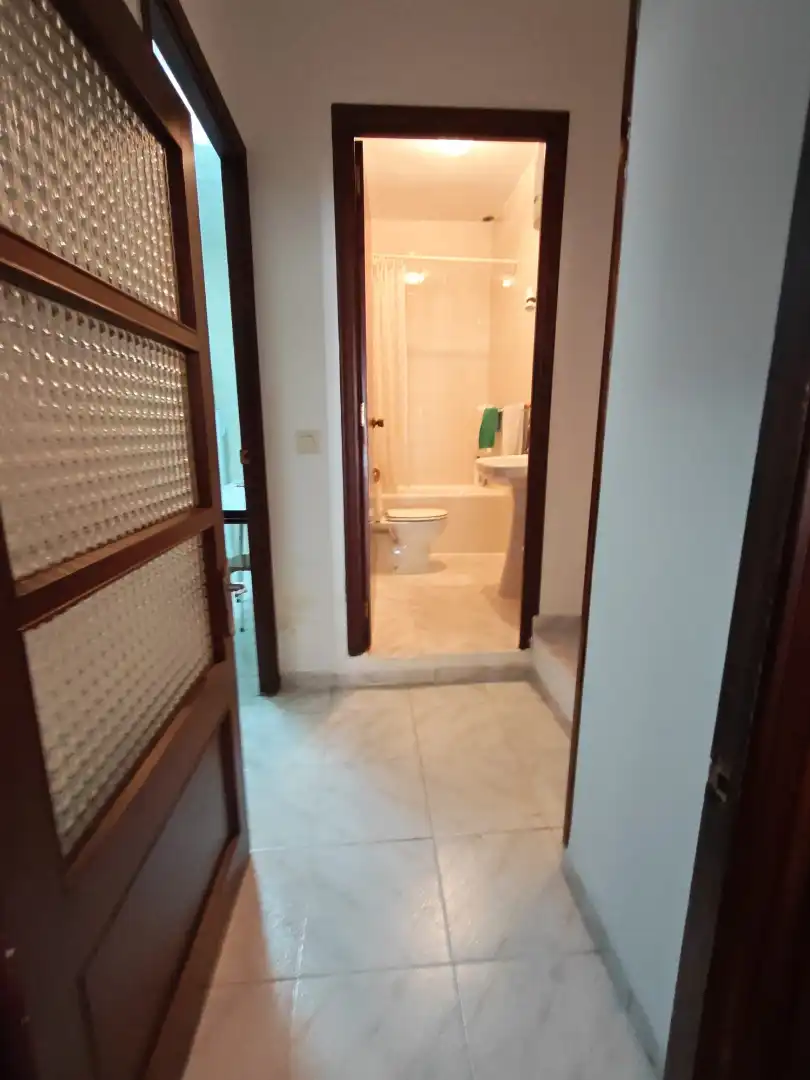 Baño de Casa o chalet en venta en Buenache de Alarcón con Amueblado, Lavadora y TV