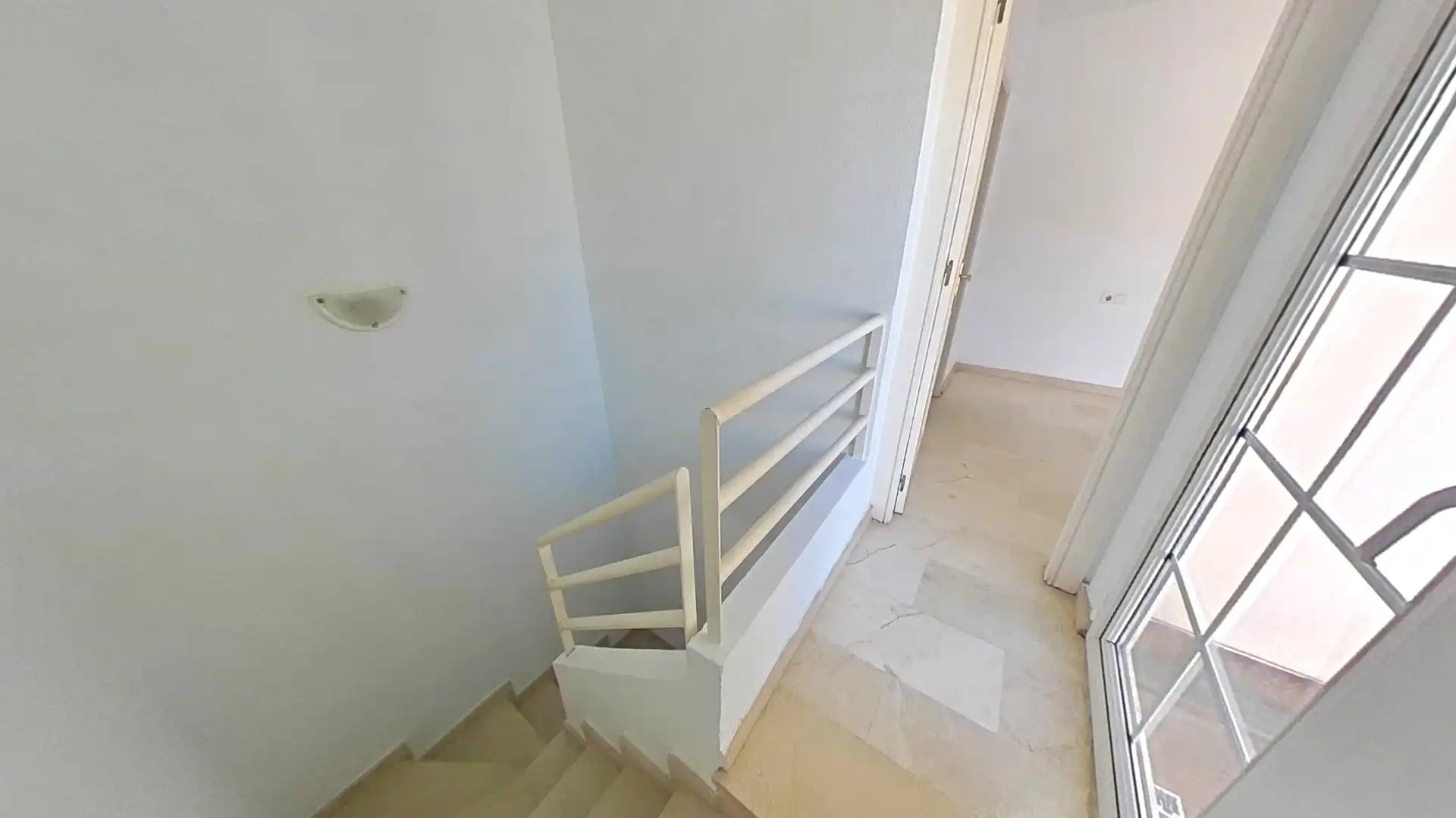 Casa adosada en venda en Orihuela amb Jardí privat, Traster i Balcó