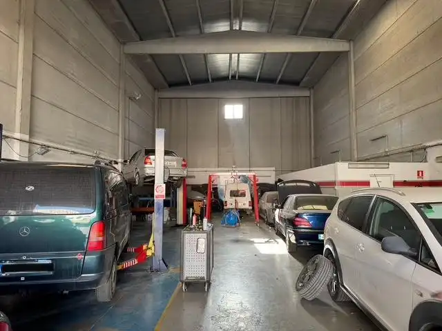 Nave industrial en venta en Els Hostalets de Pierola, imagen 4