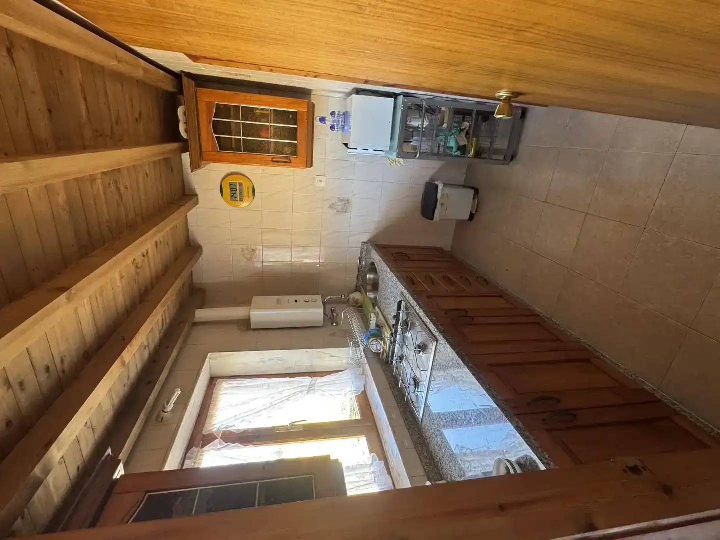 Cuina de Casa o xalet en venda en Cea amb Jardí privat i Piscina