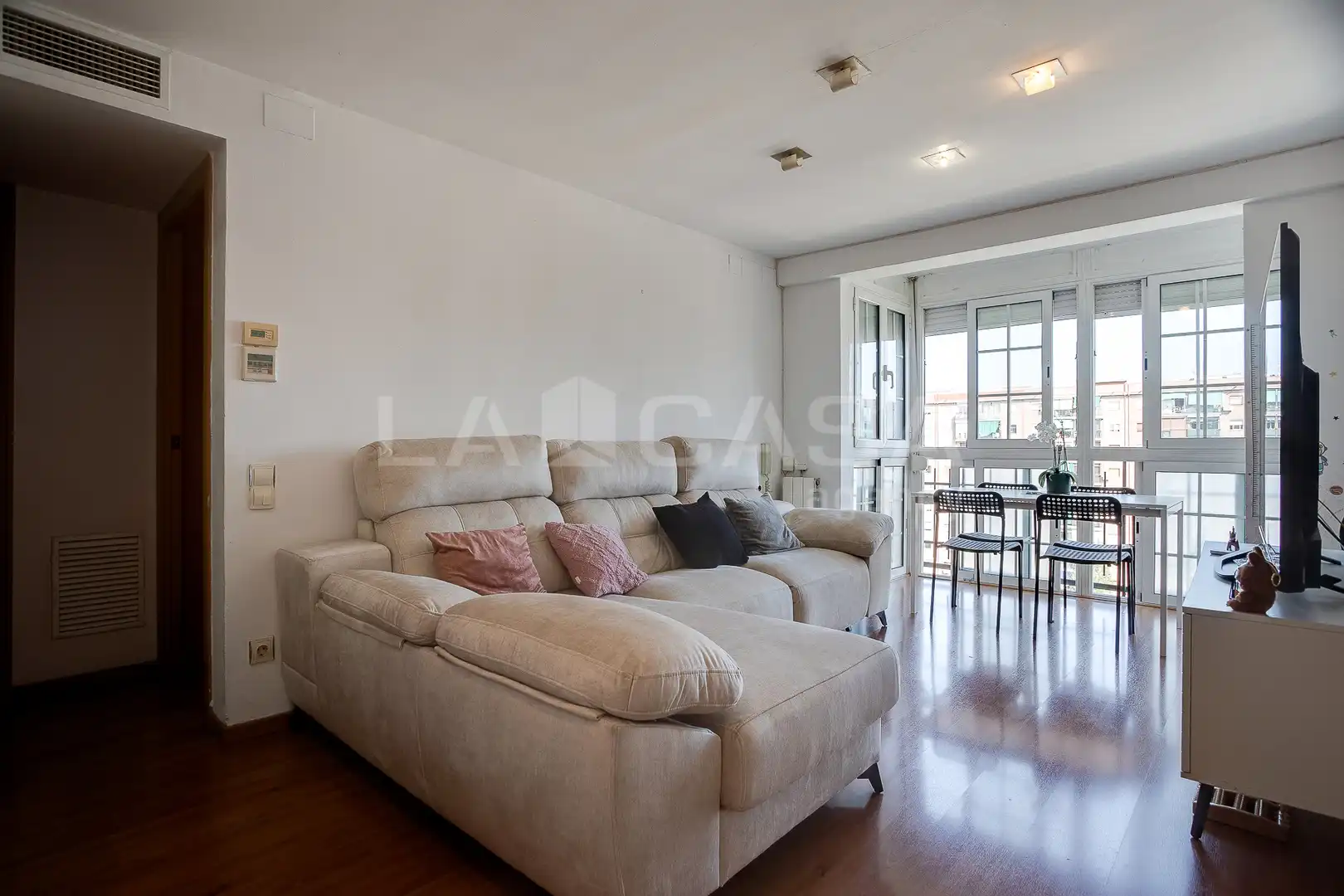 Sala de estar de Piso en venta en Sant Adrià de Besòs con Balcón