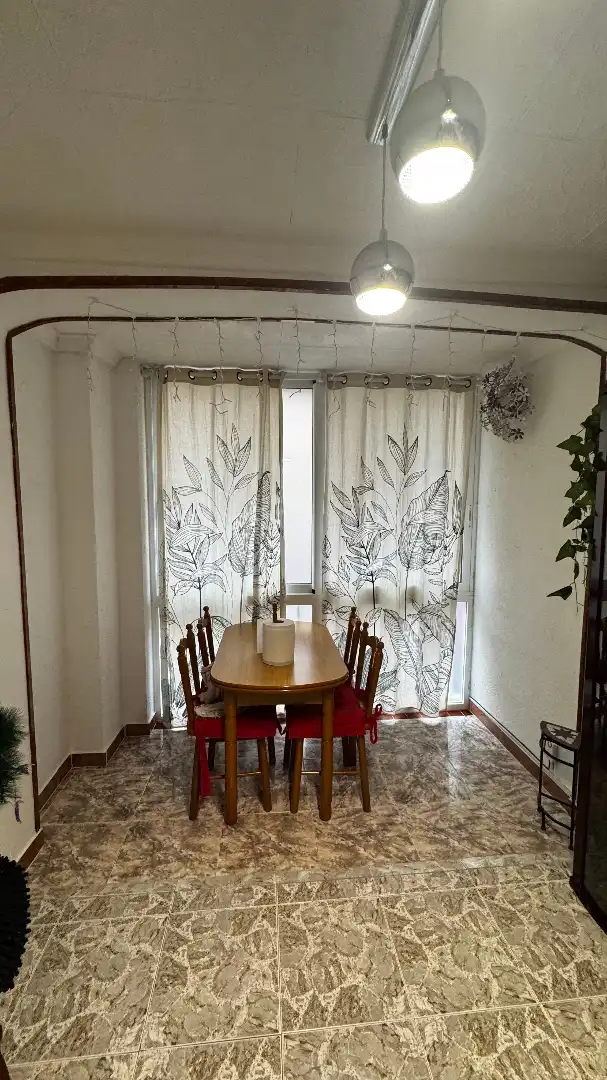 Comedor de Piso en venta en Torredembarra con Aire acondicionado, Amueblado y Horno
