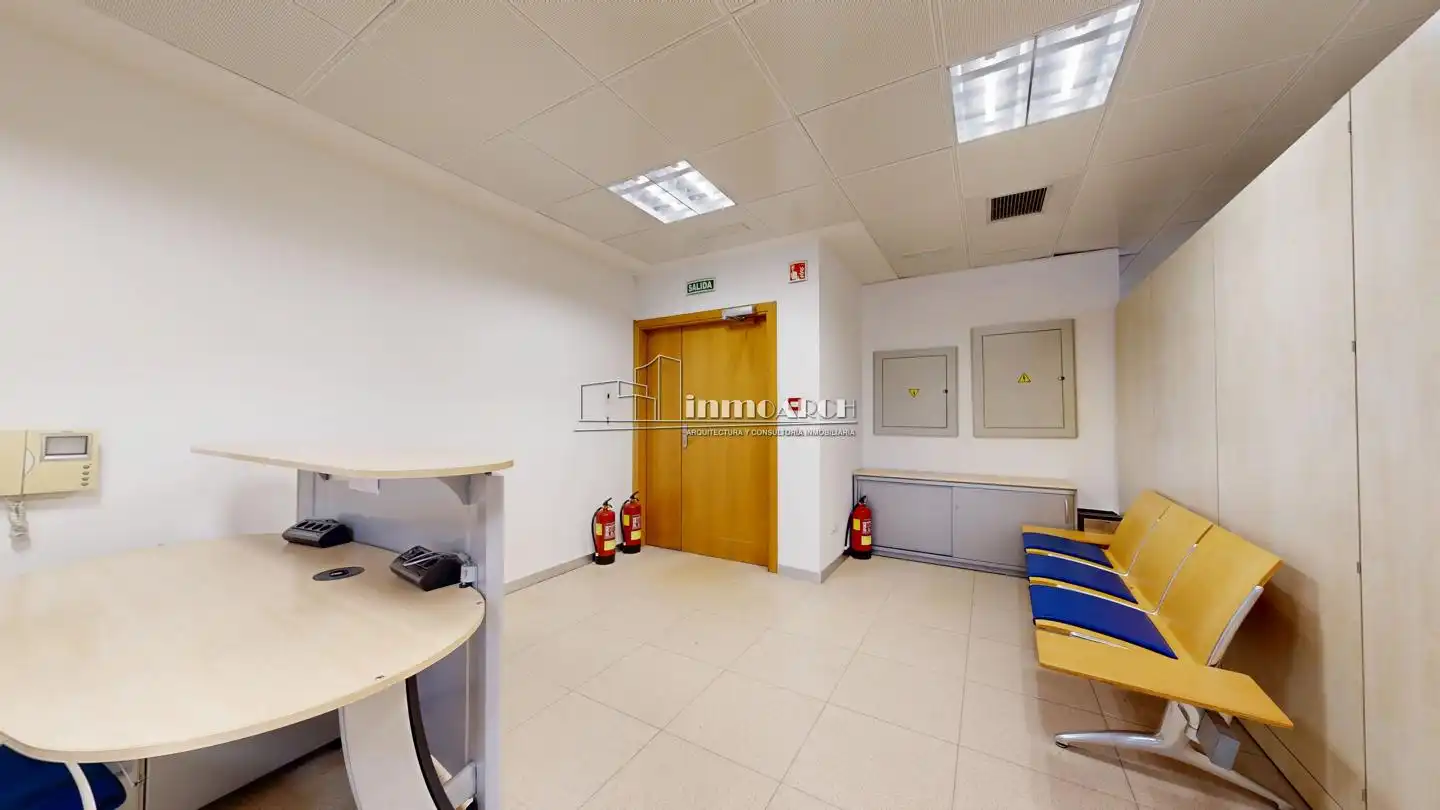 Büro mit Aufzug zur Miete in Rúa Copérnico, imagen 2