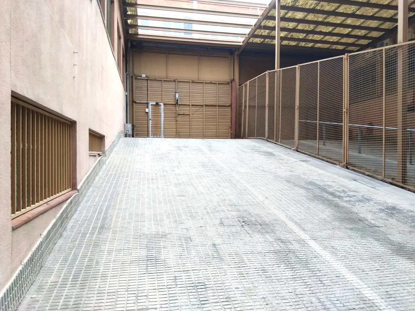 Parcheggio con ascensore in affitto a Pla d'en Boet