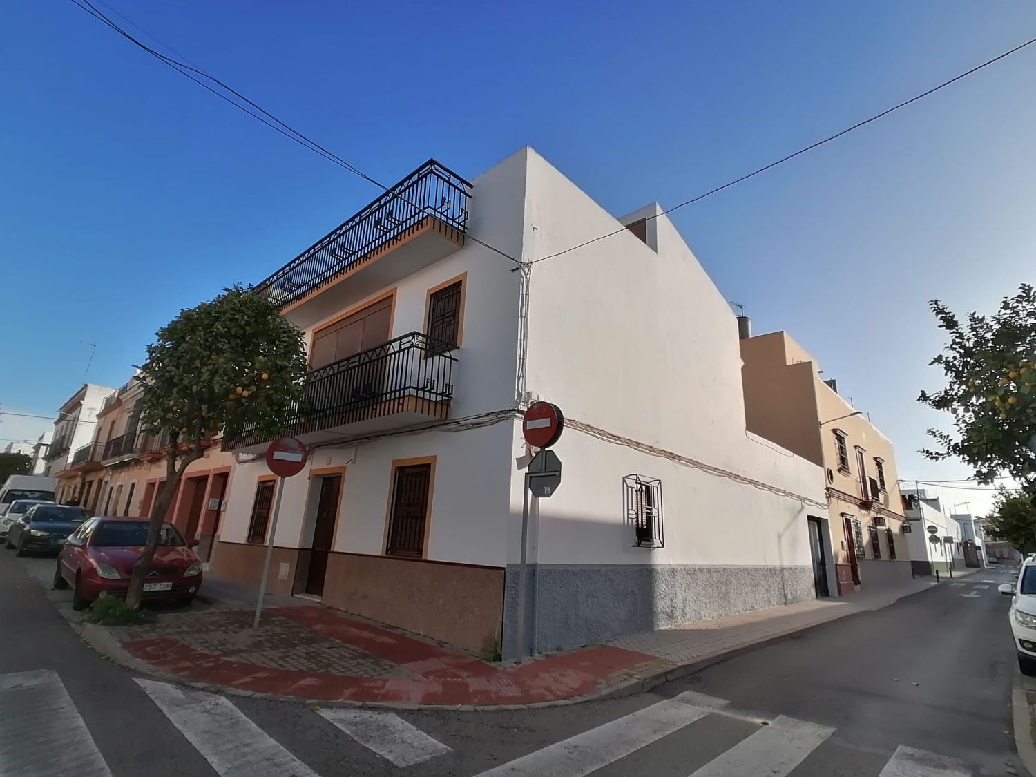 Exterior view of House or chalet for sale in  Sevilla Capital  with Air Conditioner, Heating and Terrace