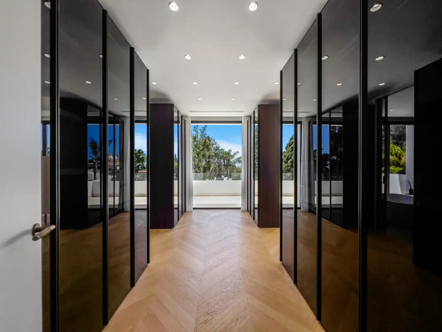 Haus oder Chalet zum Verkauf in Marbella mit Klimaanlage, Heizung und Privatgarten