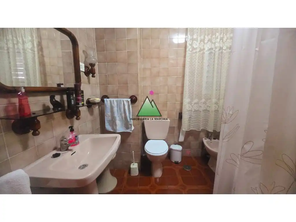 Baño de Piso en venta en Zafarraya con Terraza y Balcón