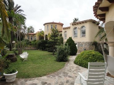 Casa con piscina en venta en Coloma