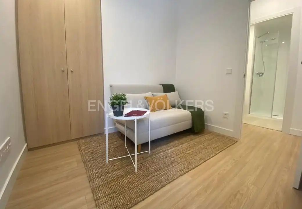 Bedroom of Apartments for rent in Madrid  with Air Conditioner, Heating and Furnished