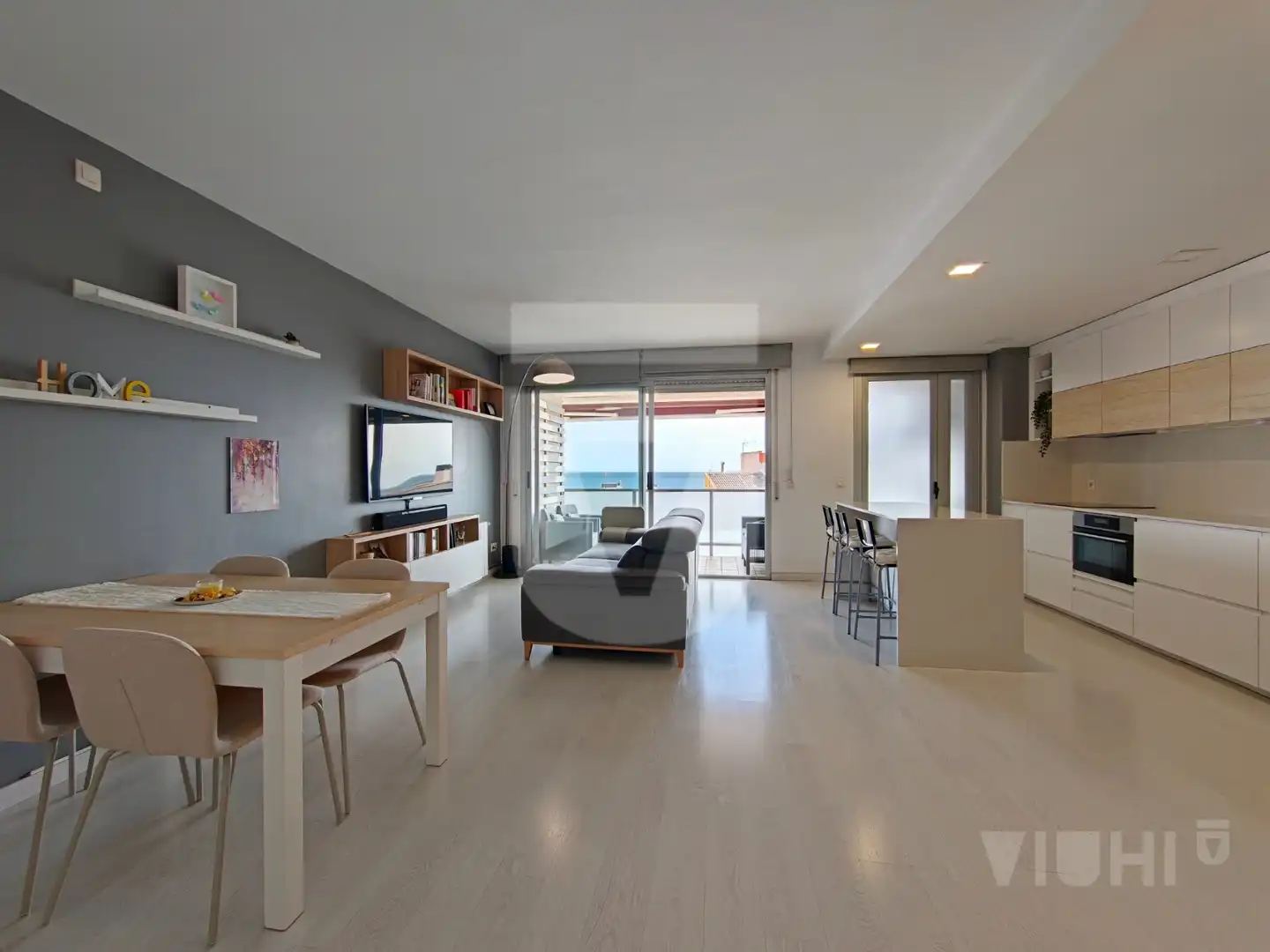 Sala de estar de Piso en venta en Montgat con Aire acondicionado, Calefacción y Parquet