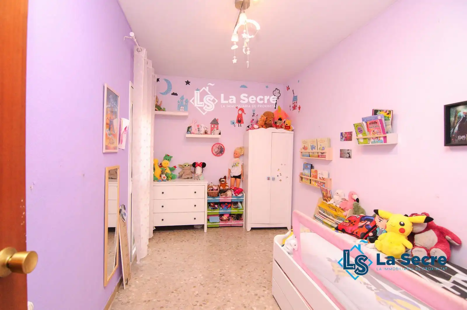 Habitación de Casa o chalet en venta en Martorell con Terraza y Piscina