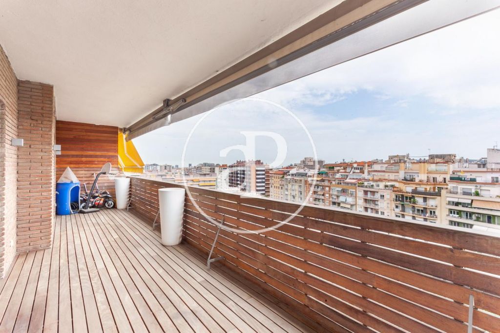 Terraza de Piso de alquiler en  Barcelona Capital con Aire acondicionado, Calefacción y Jardín privado