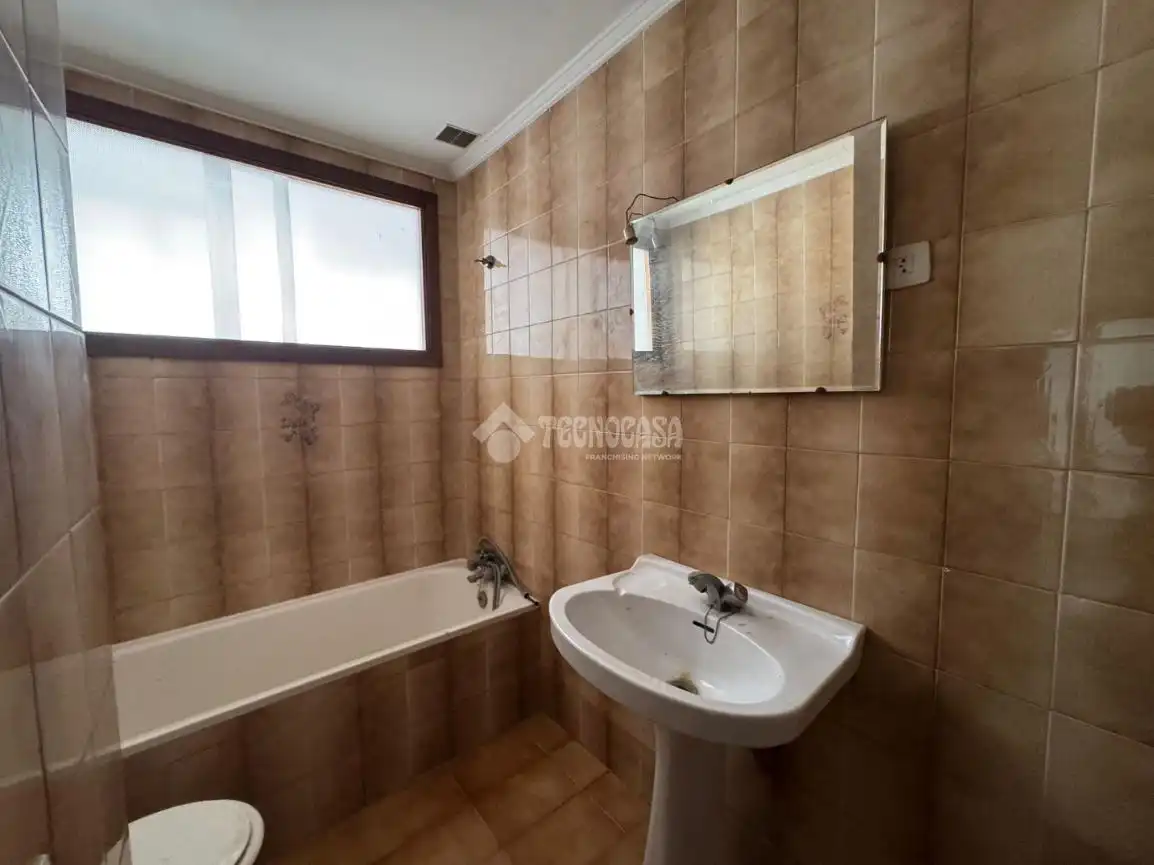 Bany de Edifici en venda en Zaragoza