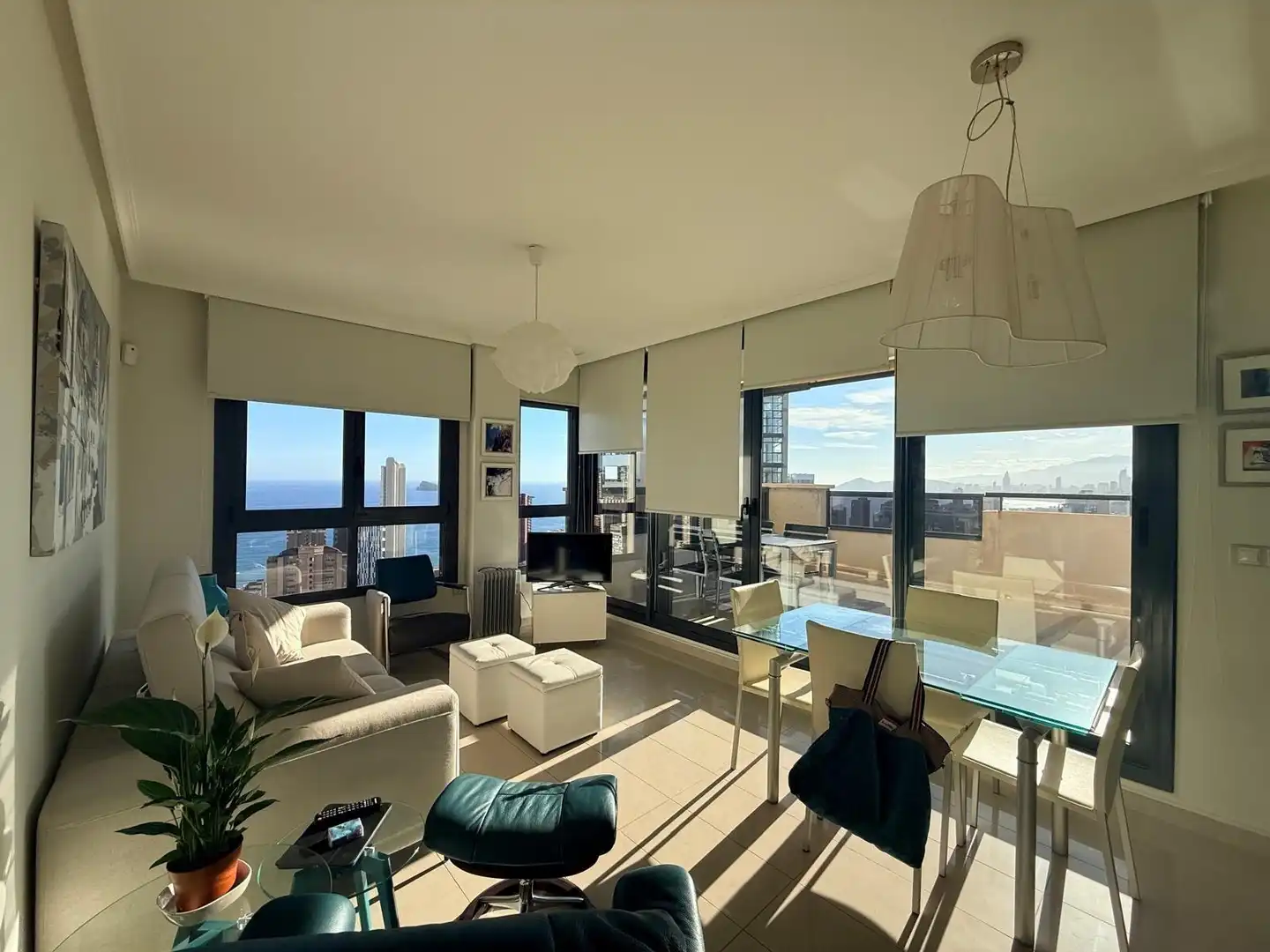 Living room of Attic for sale in Benidorm  with Air Conditioner, Private garden and Terrace