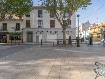 Local comercial en venda a Plaza de la Baja