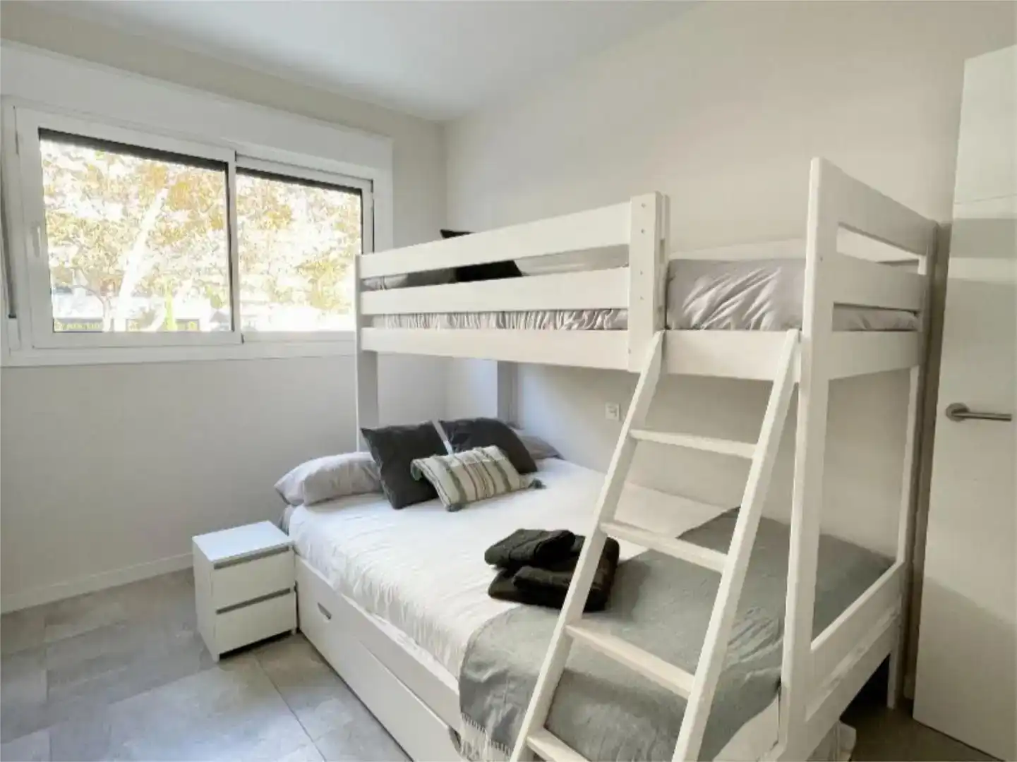 Habitación de Piso en venta en Marbella con Aire acondicionado, Jardín privado y Trastero