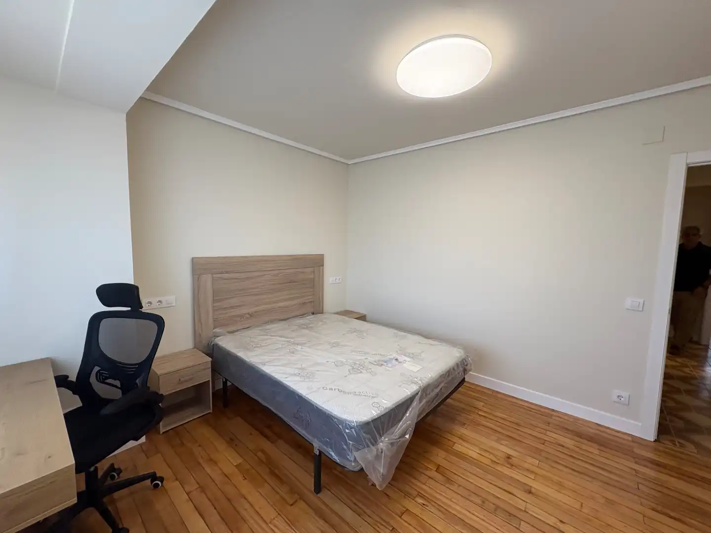 Schlafzimmer von Wohnung zur Miete in Ferrol mit Abstellraum, Möbliert und Ofen